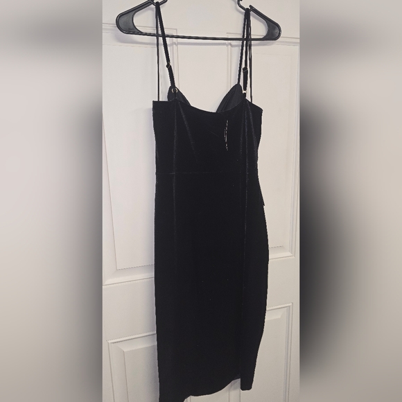 Women's Size Medium Express Little Black Dress. BNWT!! - Picture 12 of 16